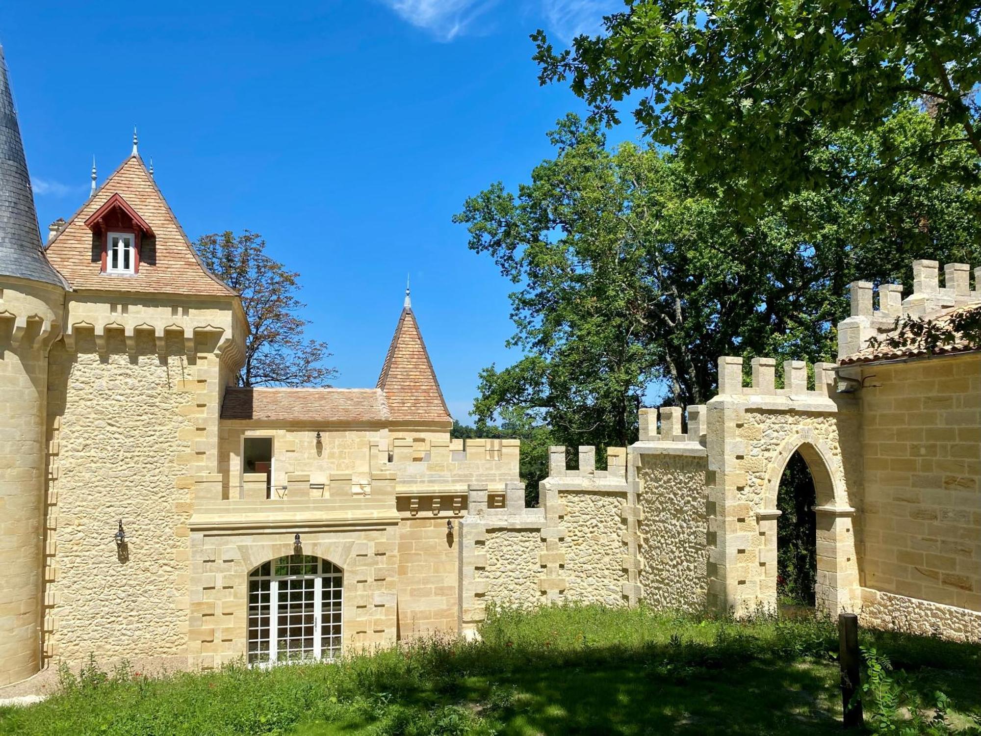 La Reserve Du Chateau De Roques Puisseguin Extérieur photo