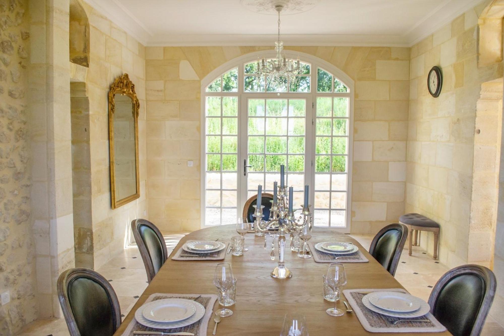 La Reserve Du Chateau De Roques Puisseguin Extérieur photo