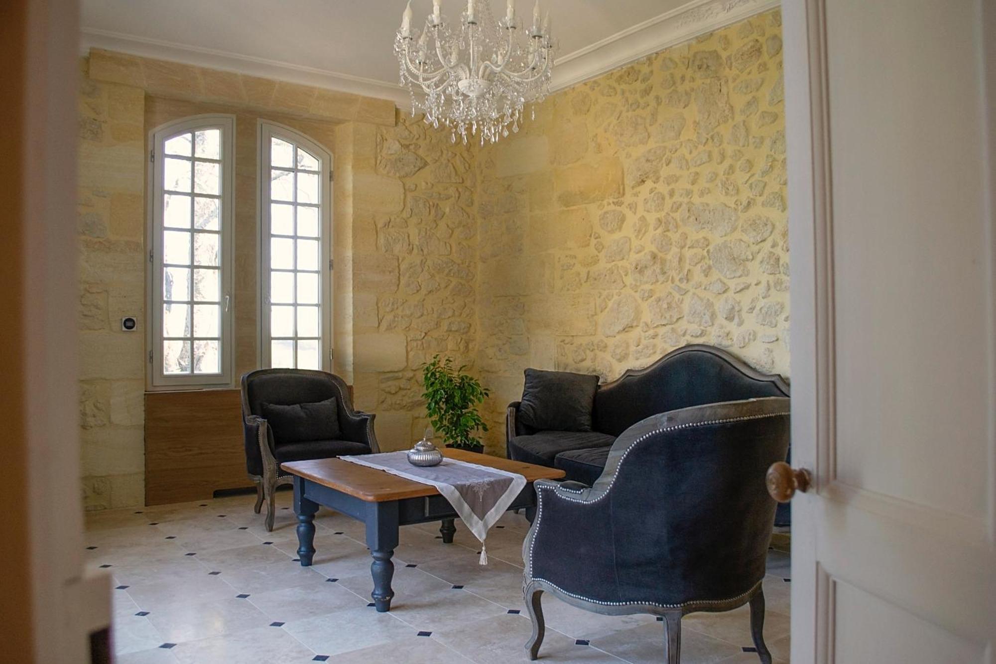 La Reserve Du Chateau De Roques Puisseguin Extérieur photo